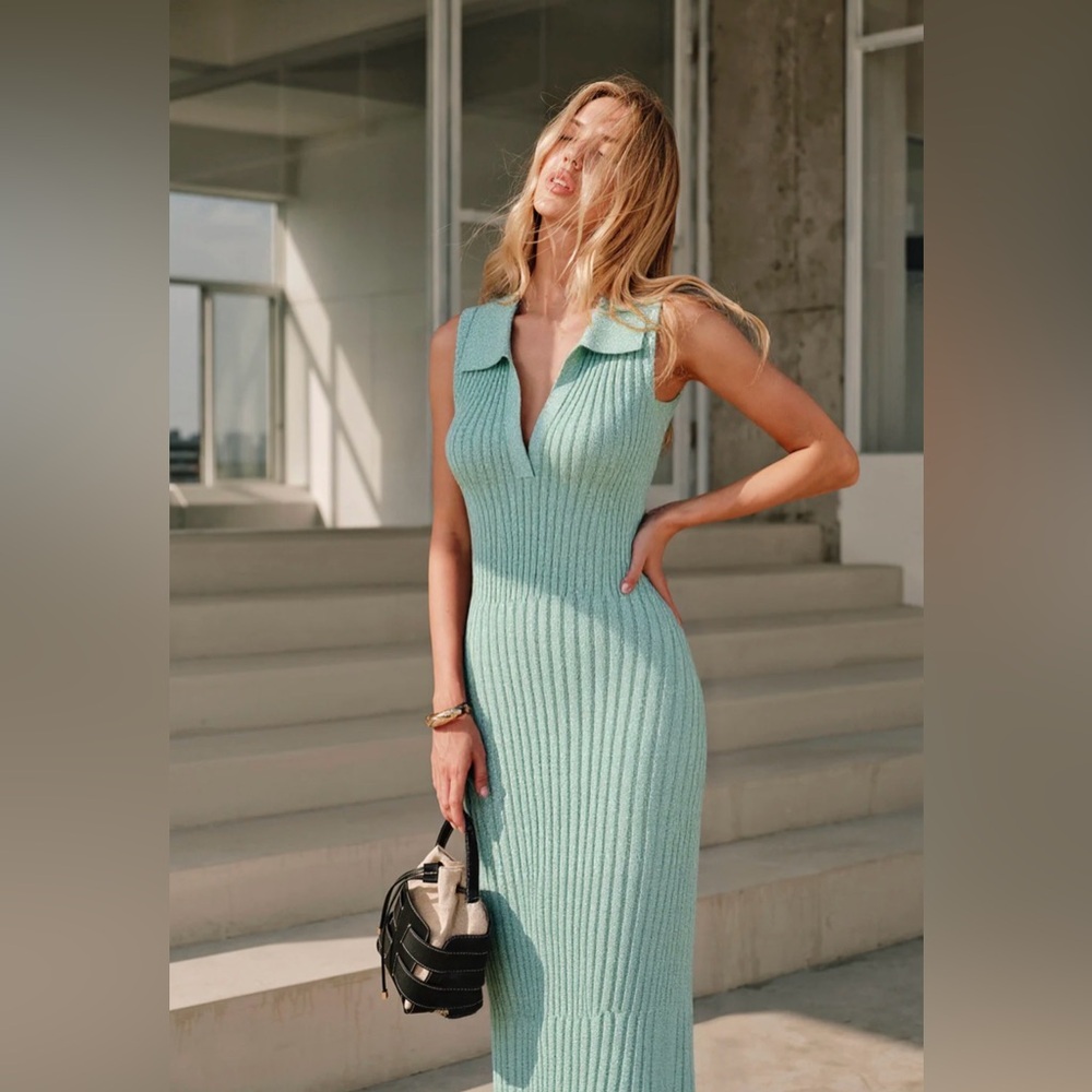 Commense Mint Green Ribbed Midi Dress with Collar